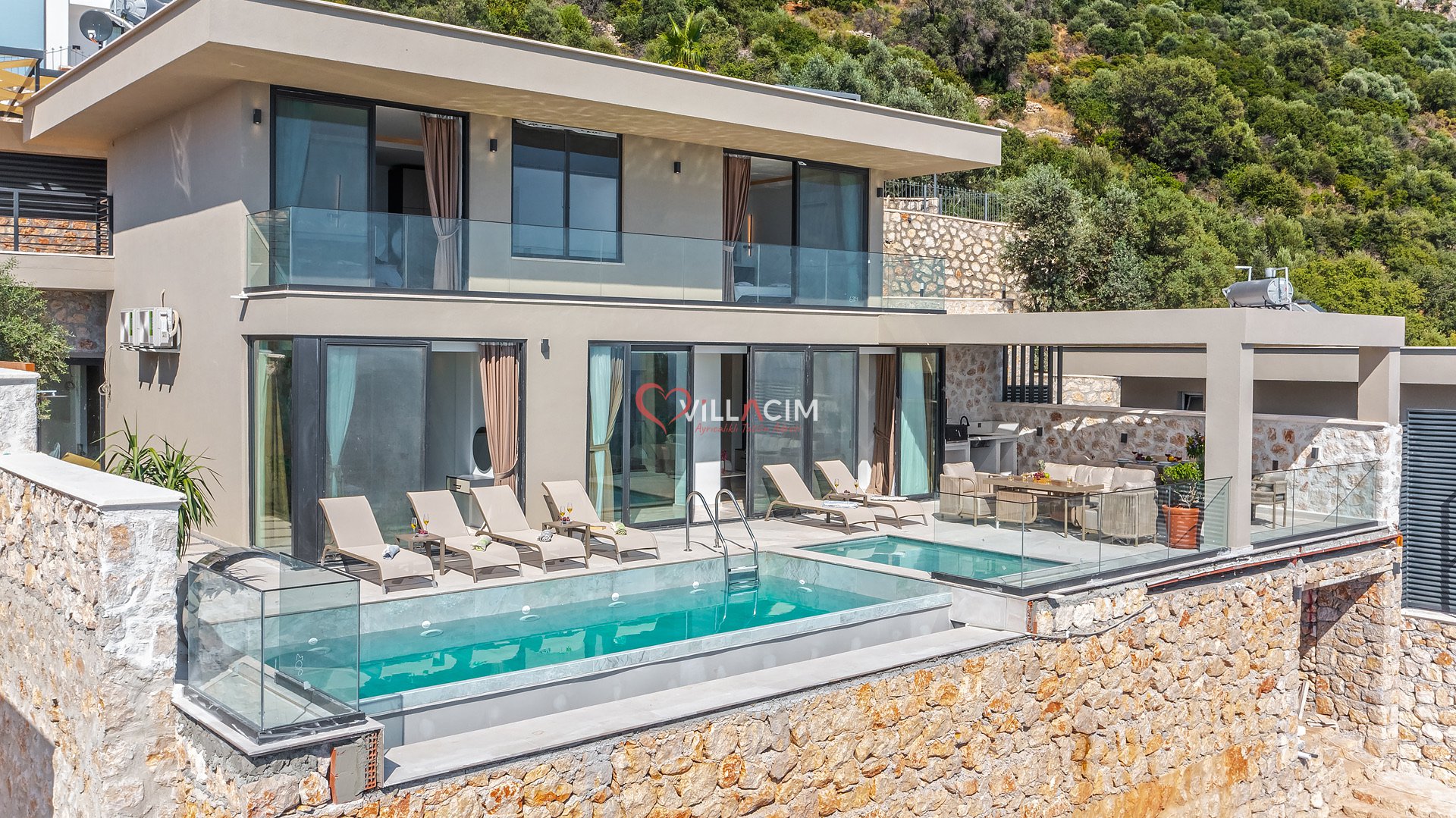Villa Sakin