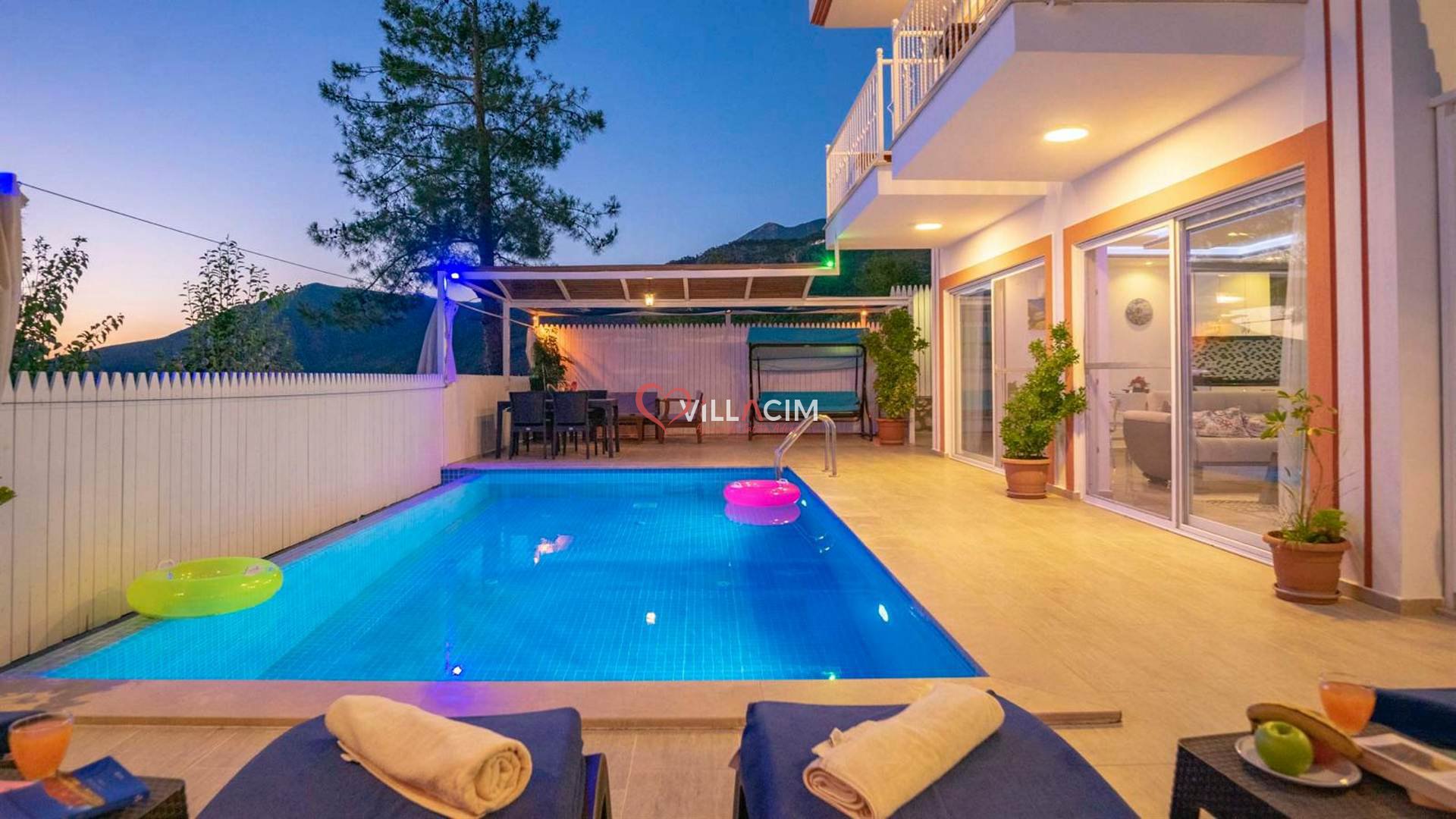 Villa Kızılçık Şerbeti